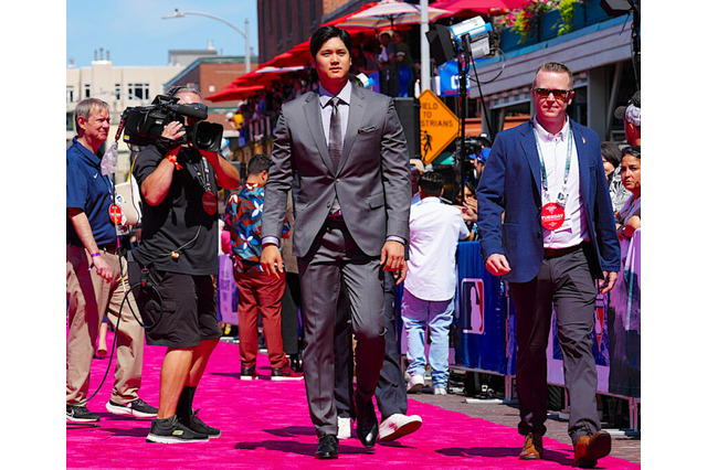 【MLB】大谷翔平、アーロン・ジャッジの62本塁打超えに意欲「塗り替えたい気持ちある」　球宴恒例行事で米メディアに回答 画像