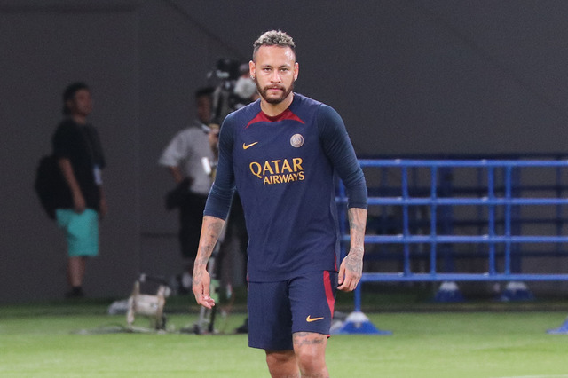1番人気のネイマールが観客魅了　パリ・サンジェルマンが公開練習、日本ツアー最終戦インテル相手に有終の美飾るか 画像