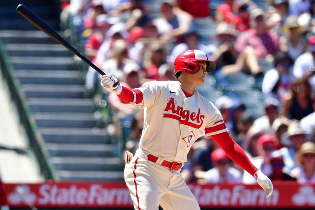 【MLB】マリナーズのルーキー右腕が大谷翔平から2奪三振　米メディア「大谷を人間のように見せた」と高評価 画像