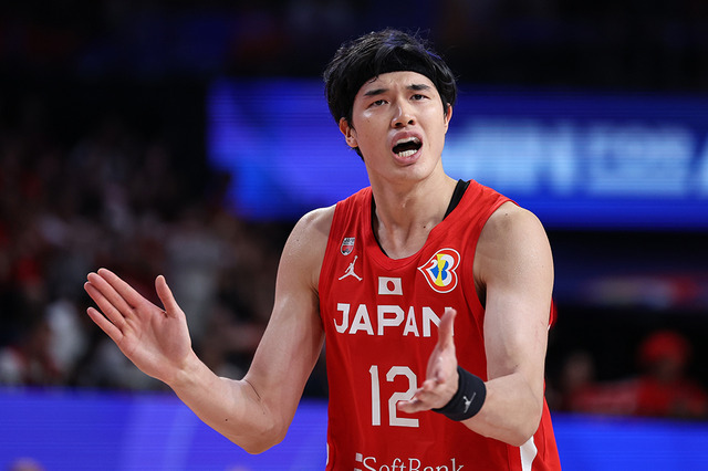 【バスケW杯】ドイツに屈した日本 復帰の渡邊雄太は20得点でチーム牽引も「3P決めなければ」 期待の河村勇輝は苦戦… 画像