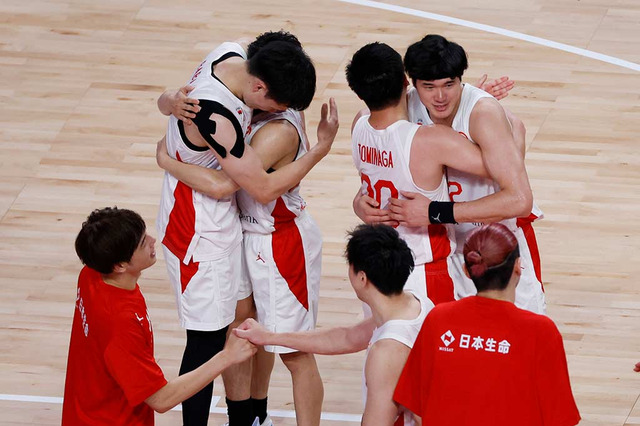 【バスケW杯】“歴史的勝利”の日本代表、アジア1位でのパリ五輪出場に前進　河村勇輝「負けたら意味ない」 画像