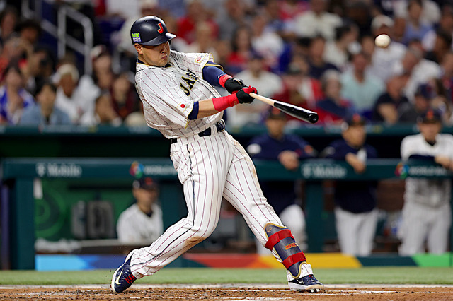 【MLB】岡本和真にもメジャーから熱視線…複数球団が調査開始と報道　米サイト「右の強打者を加えたい球団にとって魅力的」 画像