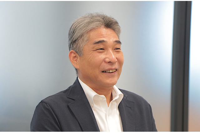 【スポーツビジネスを読む】ソフトバンクのスポーツ・ソリューションを牽引するサービス企画本部・原田賢悟本部長　前編　求人誌『B-ing』から始まった携帯電話を巡る旅 画像