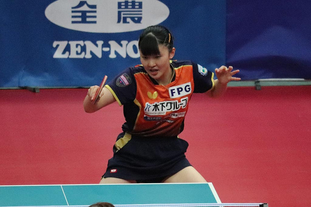 15歳張本美和、面手凛に勝利で貫録のジュニア2連覇達成　3冠獲得&#038;パリ五輪逆転選出へ好スタート【全日本卓球】 画像