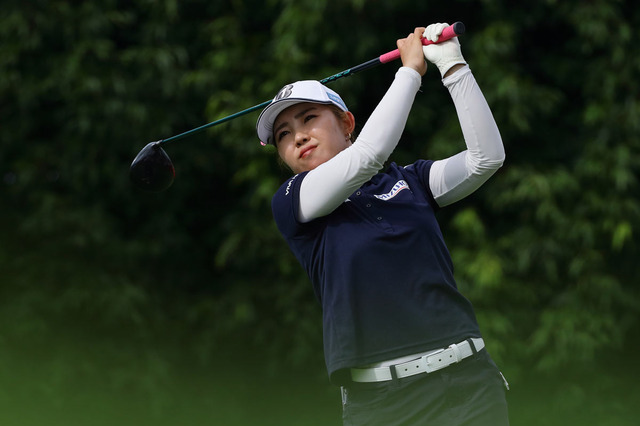 古江彩佳、最終日に猛チャージで首位に3打差の“急接近” 3つスコア伸ばし10アンダー5位タイ浮上【中間速報】 画像