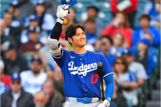 【MLB】「大歓声からの大ブーイング」大谷翔平、エ軍ファンから“リスペクト”を込めた洗礼も　「隣町の強いチームだからね」と三塁コーチ 画像