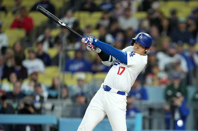 【MLB】大谷翔平、今季4号で「指揮官の記録を破るだろう」 公式記者もド軍の“日本出身本塁打数”更新に期待 画像