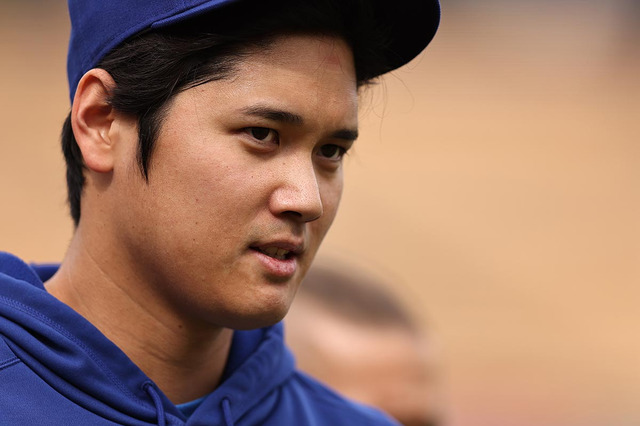 【MLB】大谷翔平、現地記者が離脱の可能性に言及「2度のMVP受賞者に何かあれば……」　欠場濃厚も13日に状態確認へ 画像