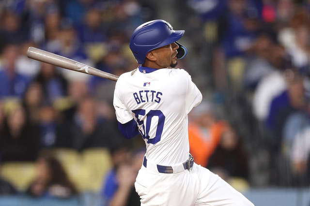 【MLB】「ベッツは二塁に戻すべき」ドジャース専門メディアが遊撃手獲得を促す　候補にはブルージェイズの“2世選手”ビシェット 画像