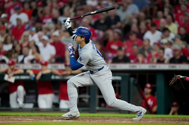 【MLB】「オオタニの最も楽々なスリーベース」大谷翔平、2三振の不安払拭の164キロ三塁打　一塁線抜いた打球にド軍メディアも注目 画像