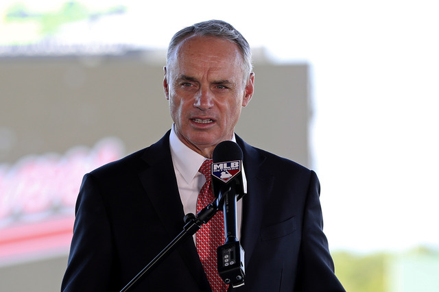 【MLB】来季も続くか疑惑の判定……　「ロボット審判」の25年導入は見送りへ　コミッショナー「運用始めたマイナーで期待外れ」と明かす 画像