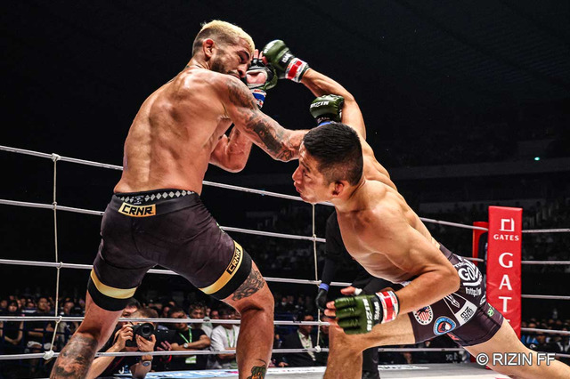【RIZIN.47】「すべてが最高レベル」堀口恭司、宿敵ペティスにリベンジ成功　鈴木千裕も脱帽「目に見えないベルトがある」 画像