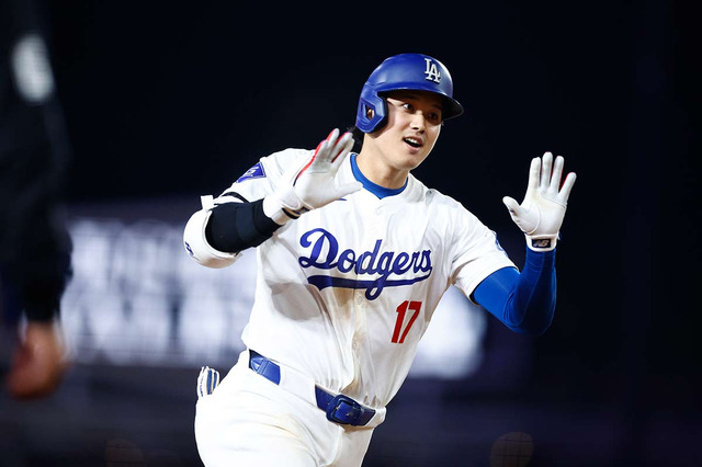 【MLB】「オオタニはこの世のものではない」大谷翔平、驚愕の27号に現地記者脱帽 打球の行方に注目「驚異の433フィート」 画像