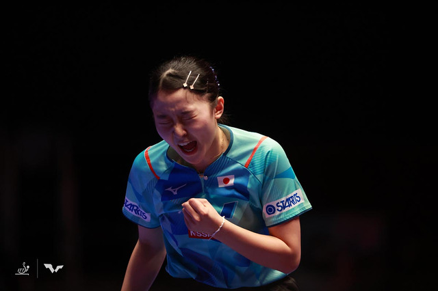 張本美和が大逆転で決勝進出へ先陣切る　ベンチの伊藤美誠が“助言”、早田ひな、平野美宇へつなぐ【世界卓球】 画像