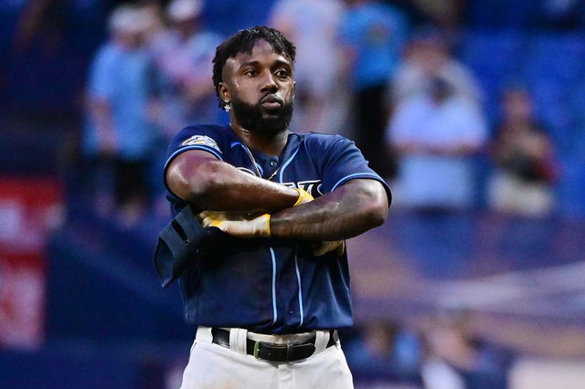 【MLB】「チーム打率.216」メジャーワーストの貧打マリナーズが打線にテコ入れ　レイズから“腕組み男”アロサレーナ獲得 画像