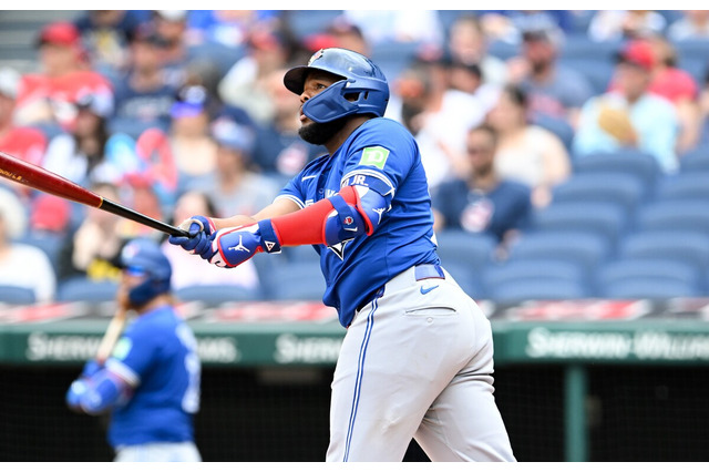 【MLB】“後半戦打率5割”ゲレーロJr.が球団史上2人目の「20試合連続安打」　ジャッジの三冠阻止に急浮上 画像