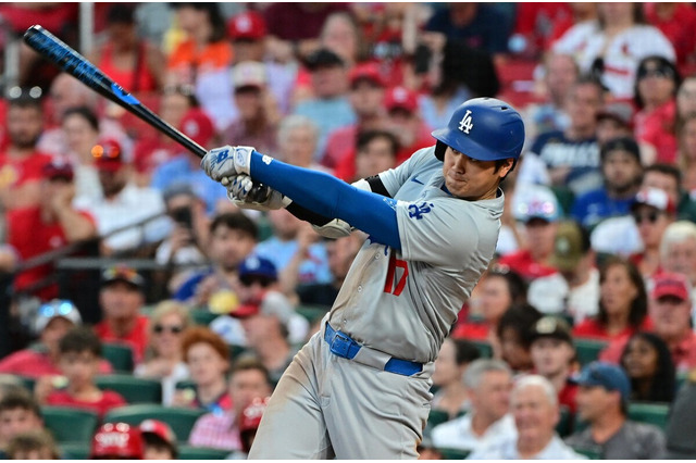 【MLB】「彼は止まらない」大谷翔平、2戦連発44号は中堅への175キロ先頭打者弾　ベッツ、フリーマンとの“MVPトリオ弾”に全米熱狂 画像
