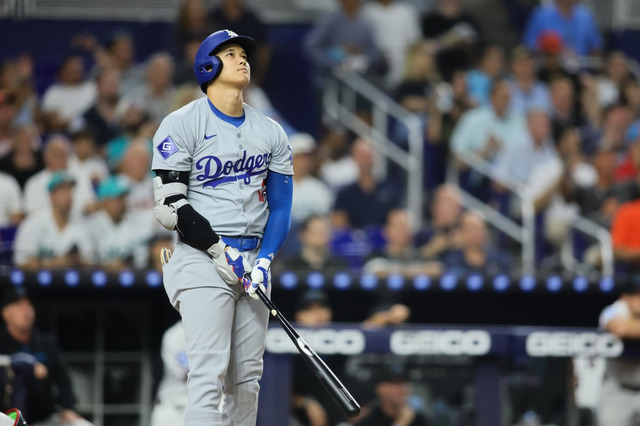 【MLB】「オオタニは自分の仕事に感心」大谷翔平、圧巻48号直後の確信歩きに公式注目 「50-50」まで残り2本塁打2盗塁 画像