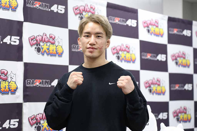 【RIZIN.48】「やっぱり逸材」朝倉海、“満点デビュー”の18歳の超新星を祝福　ファンも期待感「すげぇのが出てきたっ！」 画像