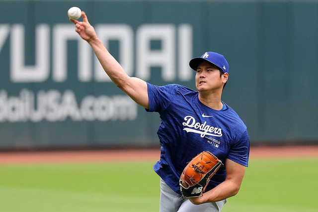 【MLB】初のプレーオフに臨む大谷翔平 投球練習を見たライバル球団は「投手復帰」に警戒感 「リハビリ中の投手が投げるボールではない」 画像