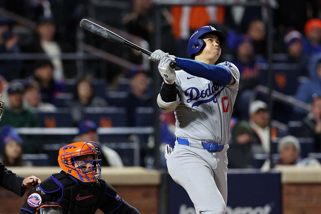 【MLB】ダメ押しアーチの大谷翔平、不振の裏で“史上初”の金字塔　米メディア驚愕「得点圏で20打数17安打」 画像