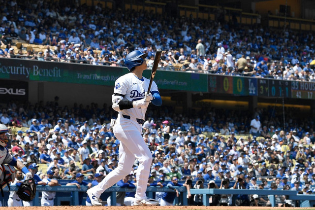 【MLB】ドジャースタジアムは最高“700万円超え”の席も……WSチケットの高騰止まらず、ファンが阿鼻叫喚「家でビールでも飲むわ」　 画像
