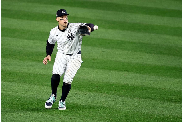 【MLB】ヤンキース、ジャッジの落球から5点リードが「一挙崩壊」　痛恨ミスでドジャースの同点打呼び込む 画像
