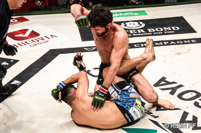 【RIZIN】「格闘技の厳しさを痛感する試合だった」前王者ケラモフ、1年ぶり復帰戦で衝撃“28秒殺”　ファンも戦慄「めちゃ強くて怖いよぉ」 画像