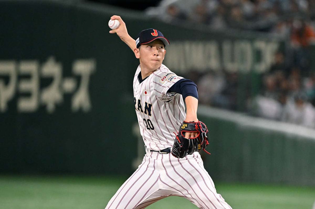 【プレミア12】連覇かけた決勝戦は緊迫した投手戦に 先発・戸郷翔征が3回2安打無失点と好投中 画像