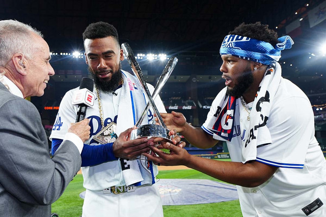 【MLB】テオスカーの元同僚ゲレーロJr.が意味深投稿　ブルージェイズ復帰“匂わせ”に米メディア反応「いいねを押している」 画像