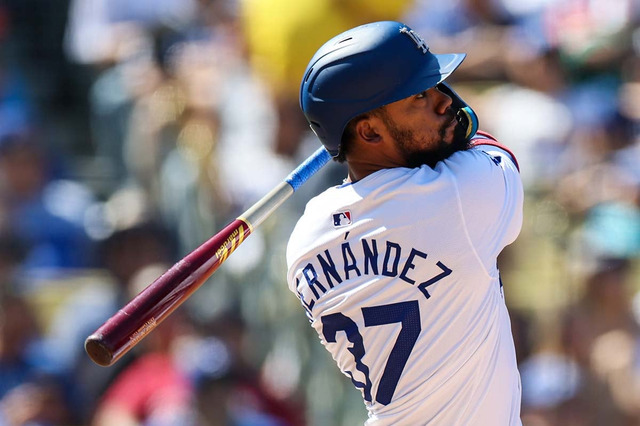 【MLB】「T・ヘルナンデスが戻って来ないのは辛い」ロバーツ監督が心境吐露　米メディア「ドジャースは厳しい競争に直面」と再契約を不安視 画像