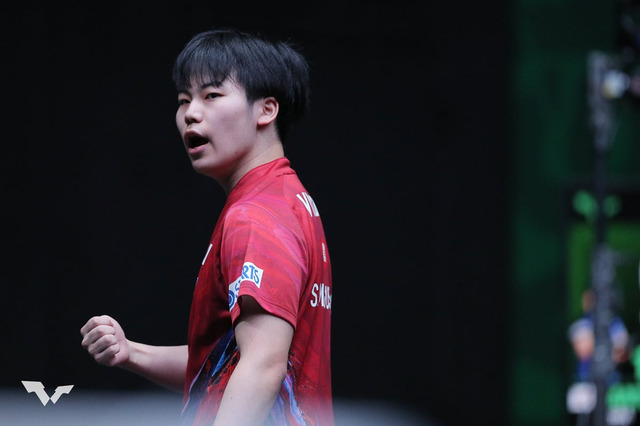 松島輝空が王者・張本智和を4－1撃破で連覇を阻む　17歳が大一番制して初の決勝へ、篠塚大登とのサウスポー対決実現【全日本選手権2025】 画像