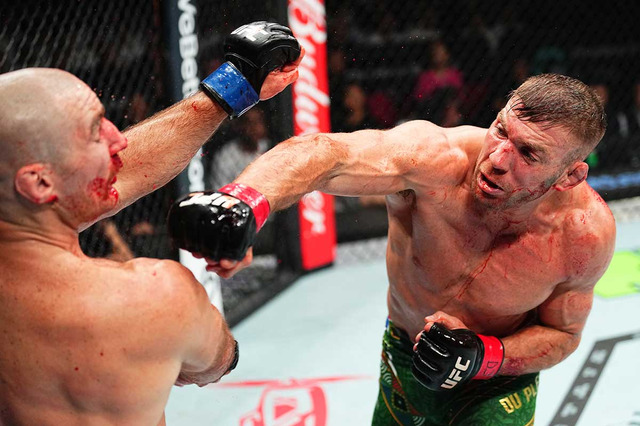 【UFC】敗れたストリックランドが“衝撃発言”「鼻を6カ所くらい骨折した」……試合中には折れた鼻を3回戻したと明かす「とんでもない戦いだった」 画像