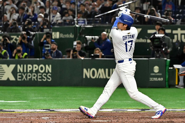 【MLB】大谷翔平、159キロ剛速球を“力で粉砕”待望の今季1号アーチ 米記者も歓喜「特別な瞬間だ」 画像