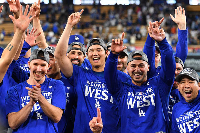 【MLB】ドジャース「世界一限定」の特別ユニフォームを発表　王者の証、金色デザインの豪華仕様に 画像