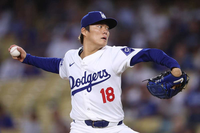 【MLB】山本由伸の横変化35.5センチ「エグすぎるシンカー」にピッチングニンジャも大興奮　6回2安打9奪三振の快投劇で2勝目 画像