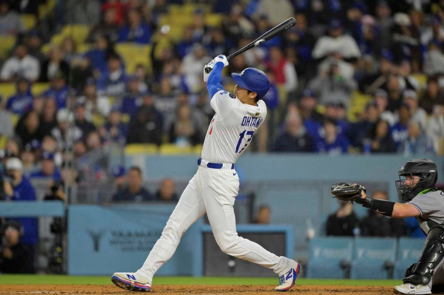 【MLB】“137メートル”6号アーチの大谷翔平、ドジャース2年目で早くも「球団トップ」に　米記者注目の記録とは？ 画像
