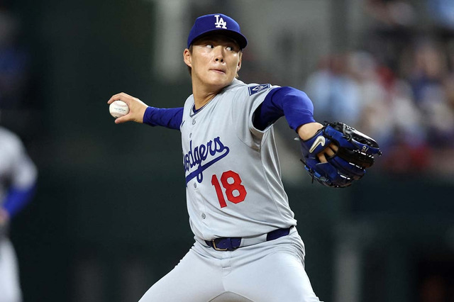 【MLB】「防御率0.93」山本由伸、最強右腕デグロムとの“快投劇”を米メディア絶賛 7回無失点10奪三振に「凄まじい投手戦だ」 画像