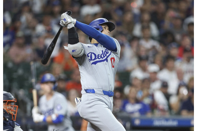 【MLB】大谷翔平、俊足を飛ばす“迫力”の二塁打で2試合連続安打をマーク 第3打席では“特大飛球”も……2戦連発9号アーチなるか 画像