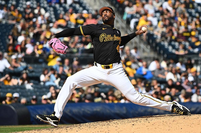 【MLB】人類最速左腕、36歳チャップマンがシンカーで「167キロ」計測　大谷翔平が思わず腰を引いた剛速球 画像