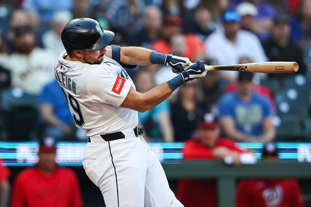 【MLB】マリナーズの“ロマン砲”ローリー、ジャッジ追い抜くALトップの18号19号連発　米記者注目の捕手史上最速ペース「開幕53試合で……」 画像