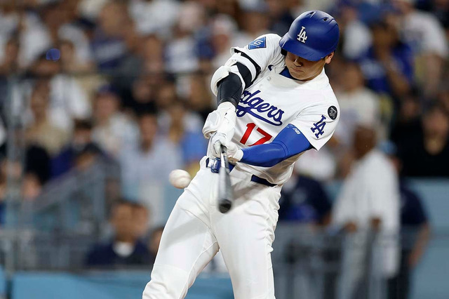 【MLB】大谷翔平、劣勢からジャッジの頭上超え“181キロ”高弾道22号アーチ　米記者驚愕の一発「球団記録タイの月間15本塁打」 画像