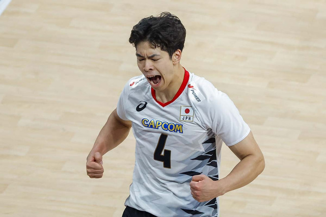 バレー男子日本代表、五輪2連覇の仏撃破に公式が賛辞　最多23得点の宮浦健人は「印象的な活躍を見せた」勝因にも言及 画像