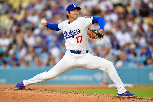 【MLB】投手・大谷翔平の“急降下”スイーパーに驚愕、ピッチングニンジャが浮き上がる速球とは真逆へ落ちる「落差」を比較 画像