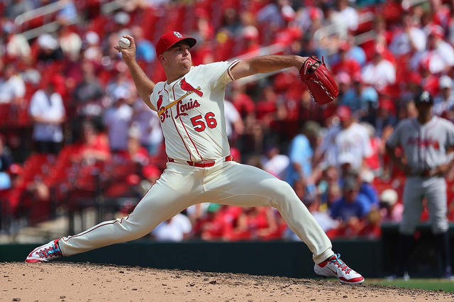 【MLB】ドジャースの補強候補にカージナルスの“昨季セーブ王”ヘルズリーが急浮上　ガーディアンズ守護神の賭博疑惑を受けて方針転換か 画像