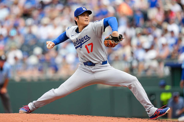 【MLB】大谷翔平、151キロのライナー“右太もも直撃”で苦悶の表情　守りのミス絡み……4回9安打5失点で今季初黒星 画像