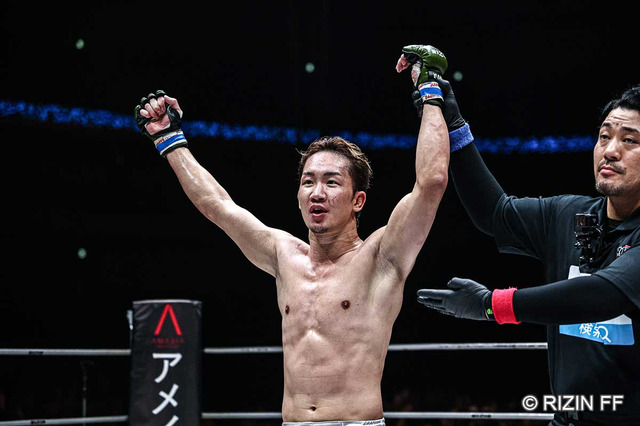 「超RIZIN.4」でリベンジ成功の朝倉未来が復帰後235位→36位→24位と“大躍進”　クレベル34位、YA-MAN99位｜世界フェザー級ランキング（2025年7月28日時点） 画像