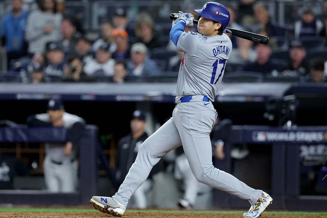 【MLB】大谷翔平、先頭打者が“技あり136キロ右前打”でチャンスメイク　山本由伸援護の4試合ぶり47号にも期待 画像