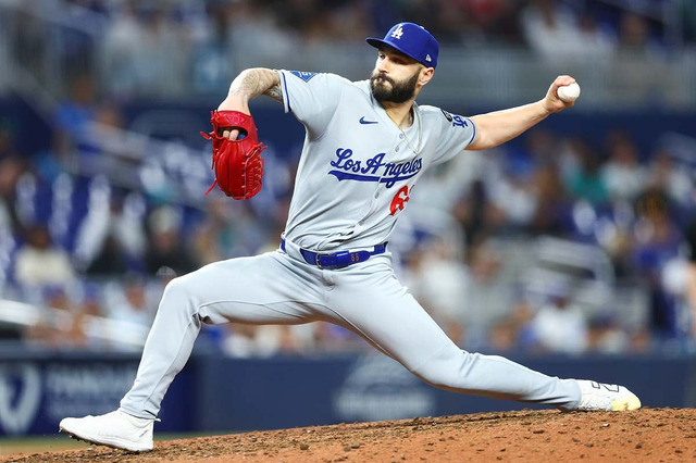 【MLB】ドジャース悩みの種、剛腕スコットはストライクを投げすぎ？　わずか2球種……四球率の減少に落とし穴か「12.2％→5.6%」 画像