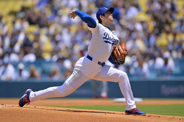 【MLB】大谷翔平、PSでのリリーフ登板＆外野手起用に備える意向も……ロバーツ監督は実現に否定的「彼は今季1度も飛球を捕ってない」 画像